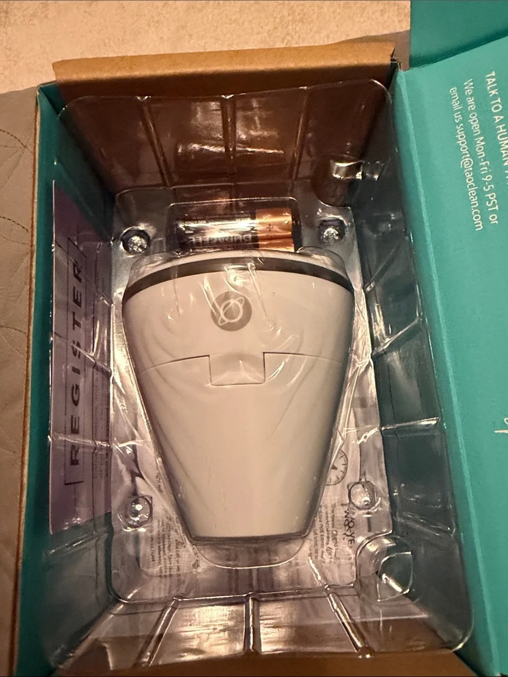 Tao Toothbrush UV Sanitizer with AA Battery Power - Picture 6 of 6